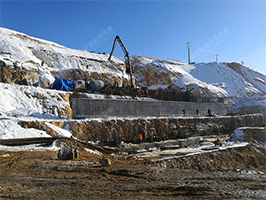 金礦選礦廠車間基建現場